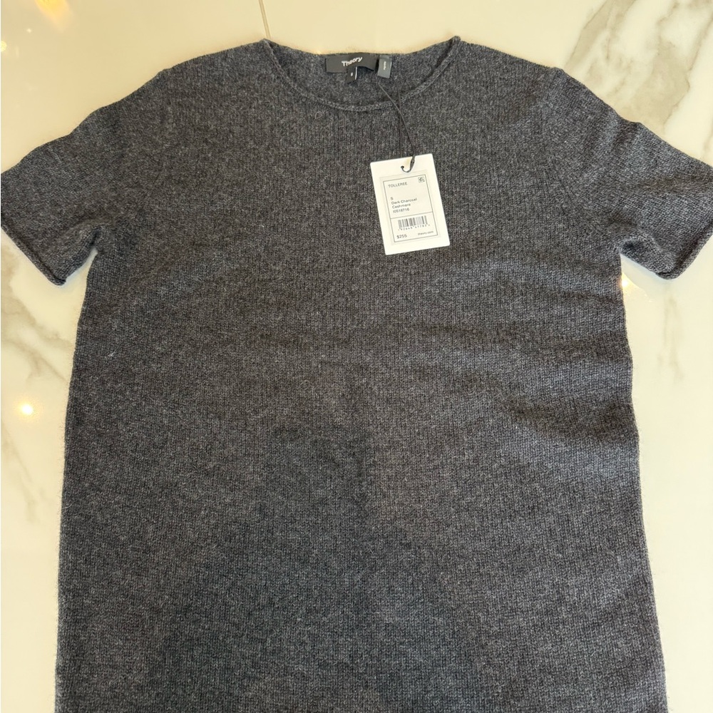 Women’s Theory 100% Cashmere Gray Sweater - short sleeve